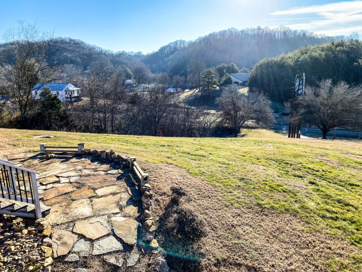 Modern Rustic Countryside Downstairs Guesthouse 세비어빌 외부 사진